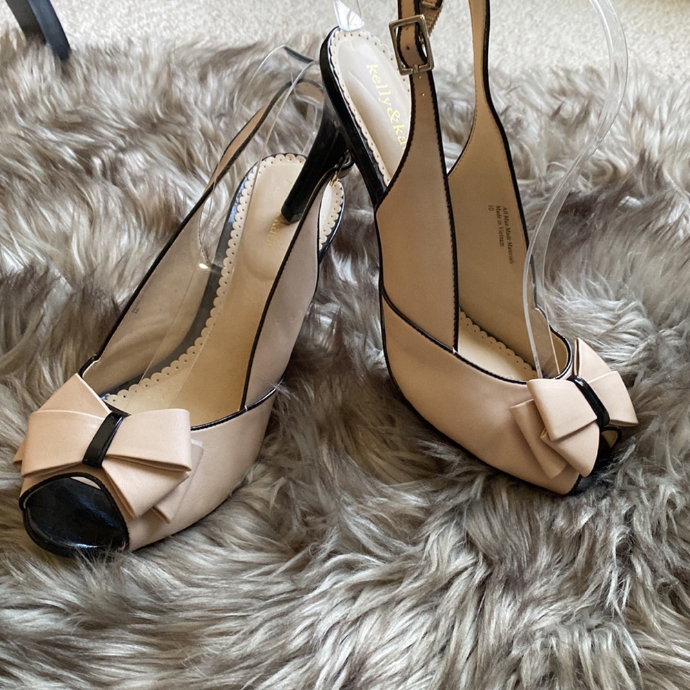 Nude straps Heels